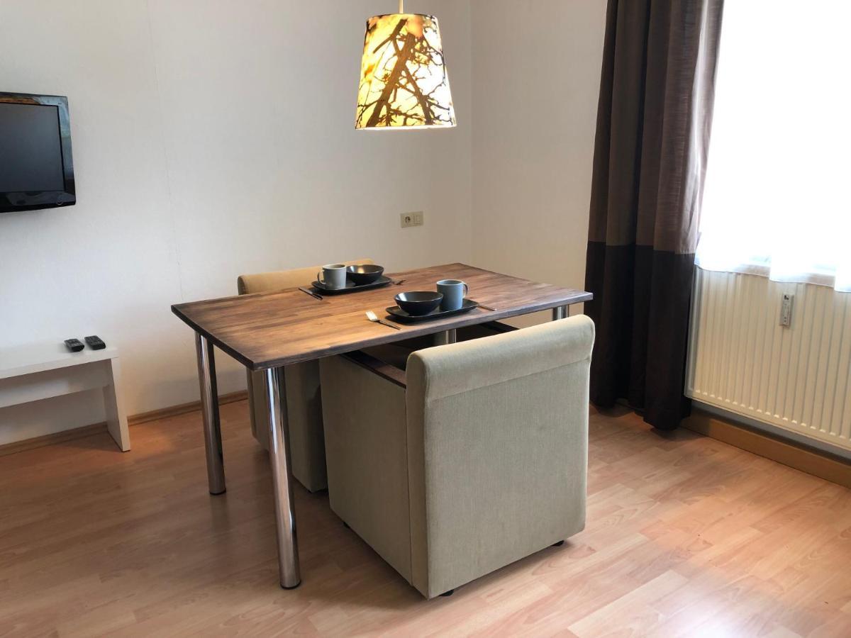 Ferienwohnung Mit 1 Schlafzimmer Altensteig Bagian luar foto